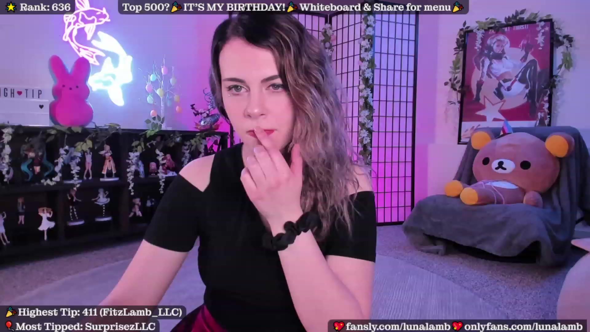 Gallery image thumbnail from LunaLamb's myfreecams stream on, 04/02/2023, 03:27 image 2 of 20