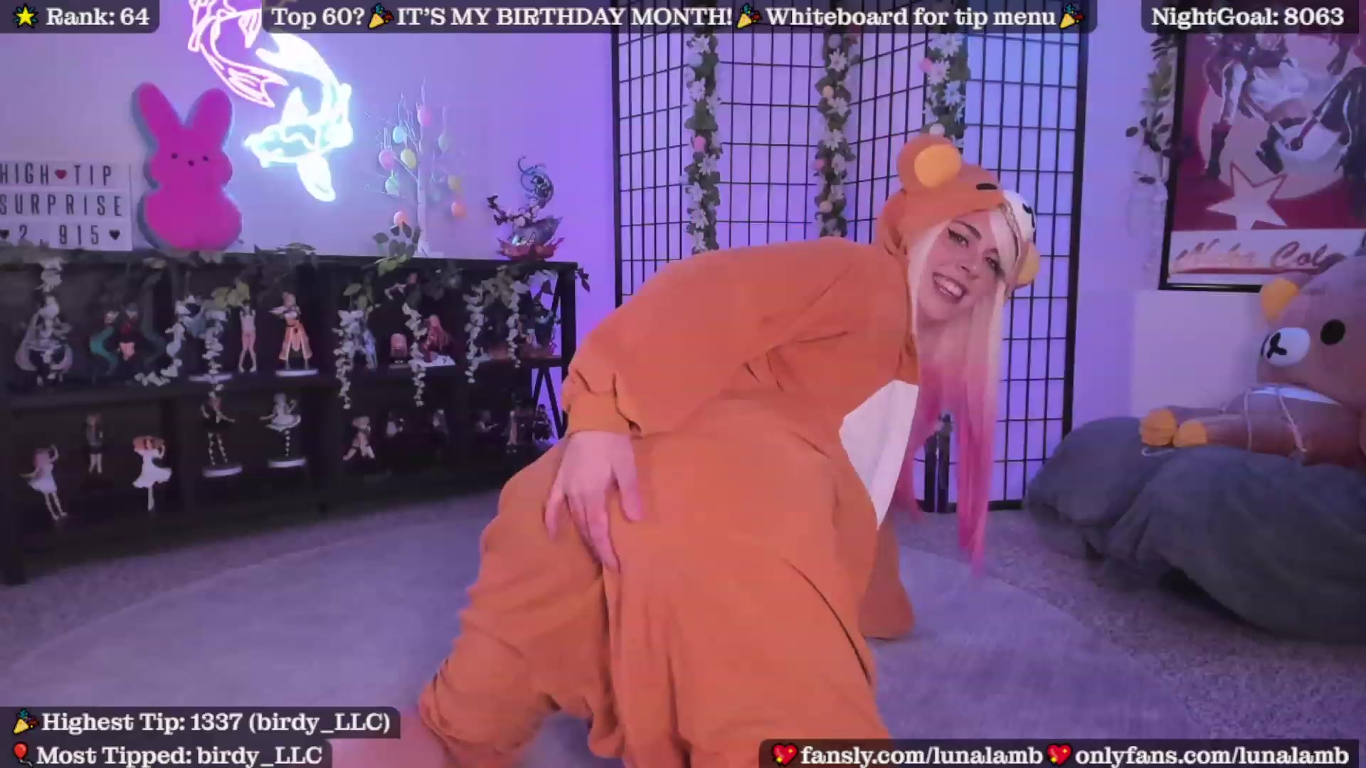 Gallery image thumbnail from LunaLamb's myfreecams stream on, 04/07/2023, 03:24 image 4 of 20