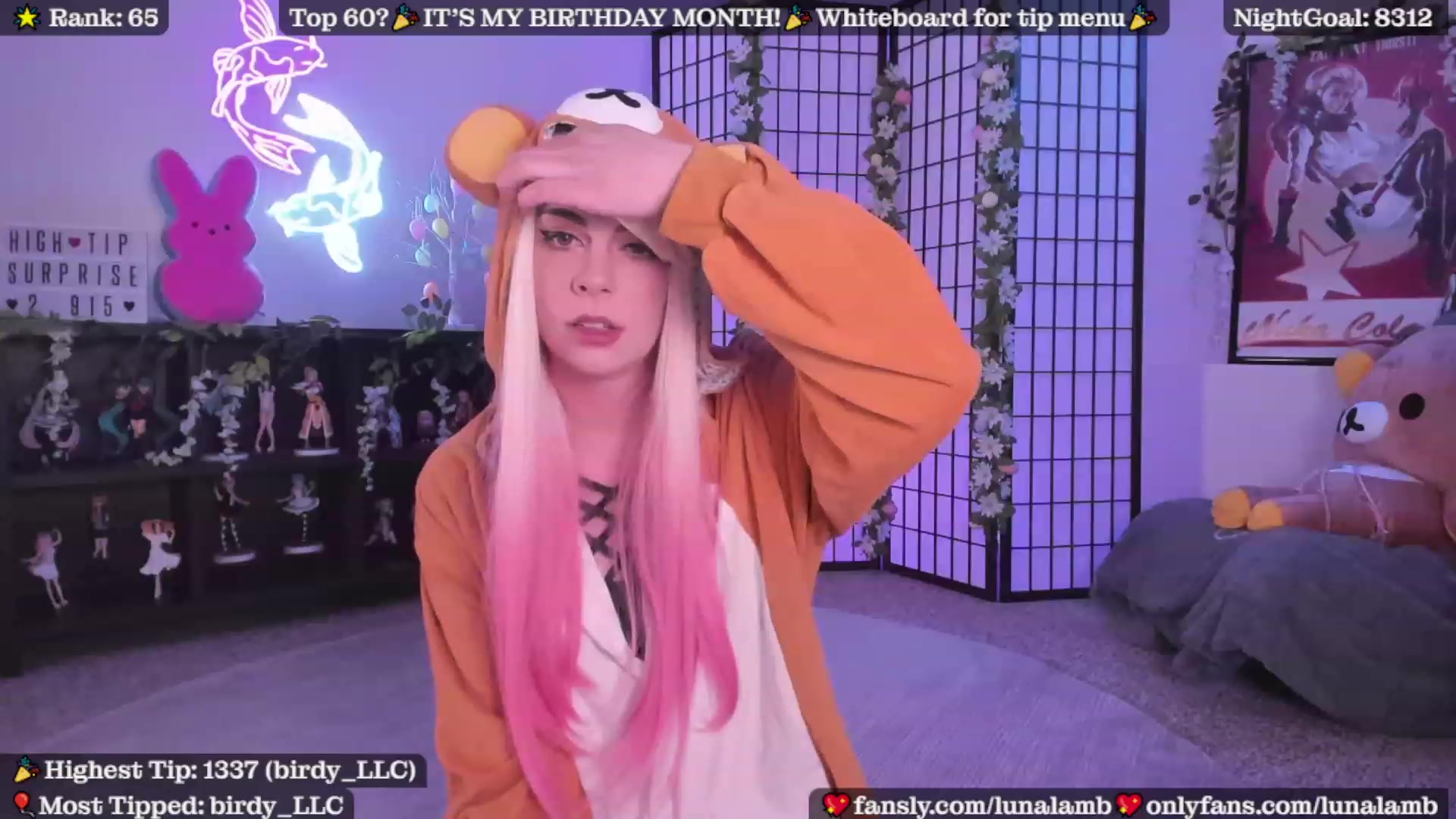 Gallery image thumbnail from LunaLamb's myfreecams stream on, 04/07/2023, 03:24 image 2 of 20