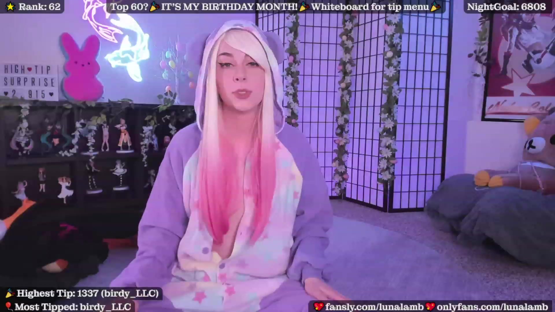 Gallery image thumbnail from LunaLamb's myfreecams stream on, 04/07/2023, 03:24 image 18 of 20