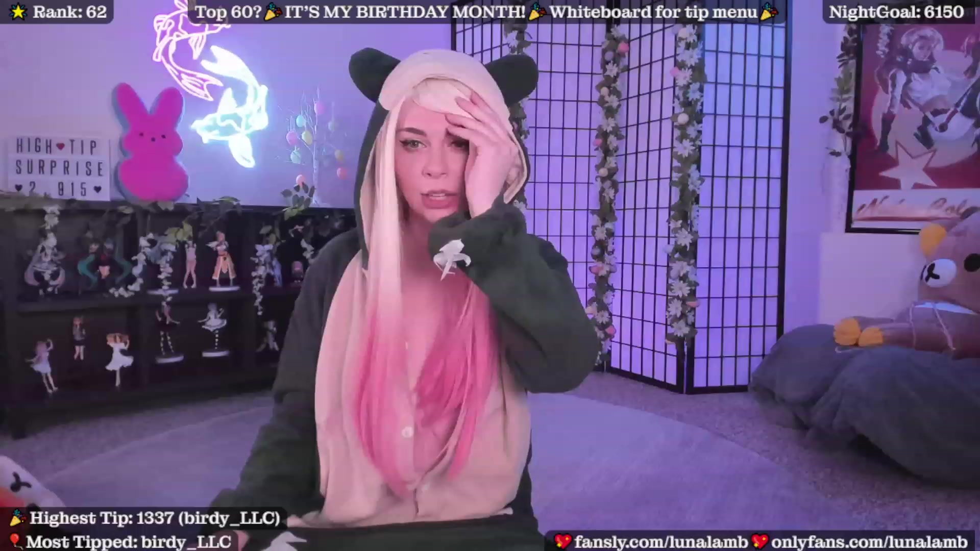 Gallery image thumbnail from LunaLamb's myfreecams stream on, 04/07/2023, 03:53 image 2 of 20