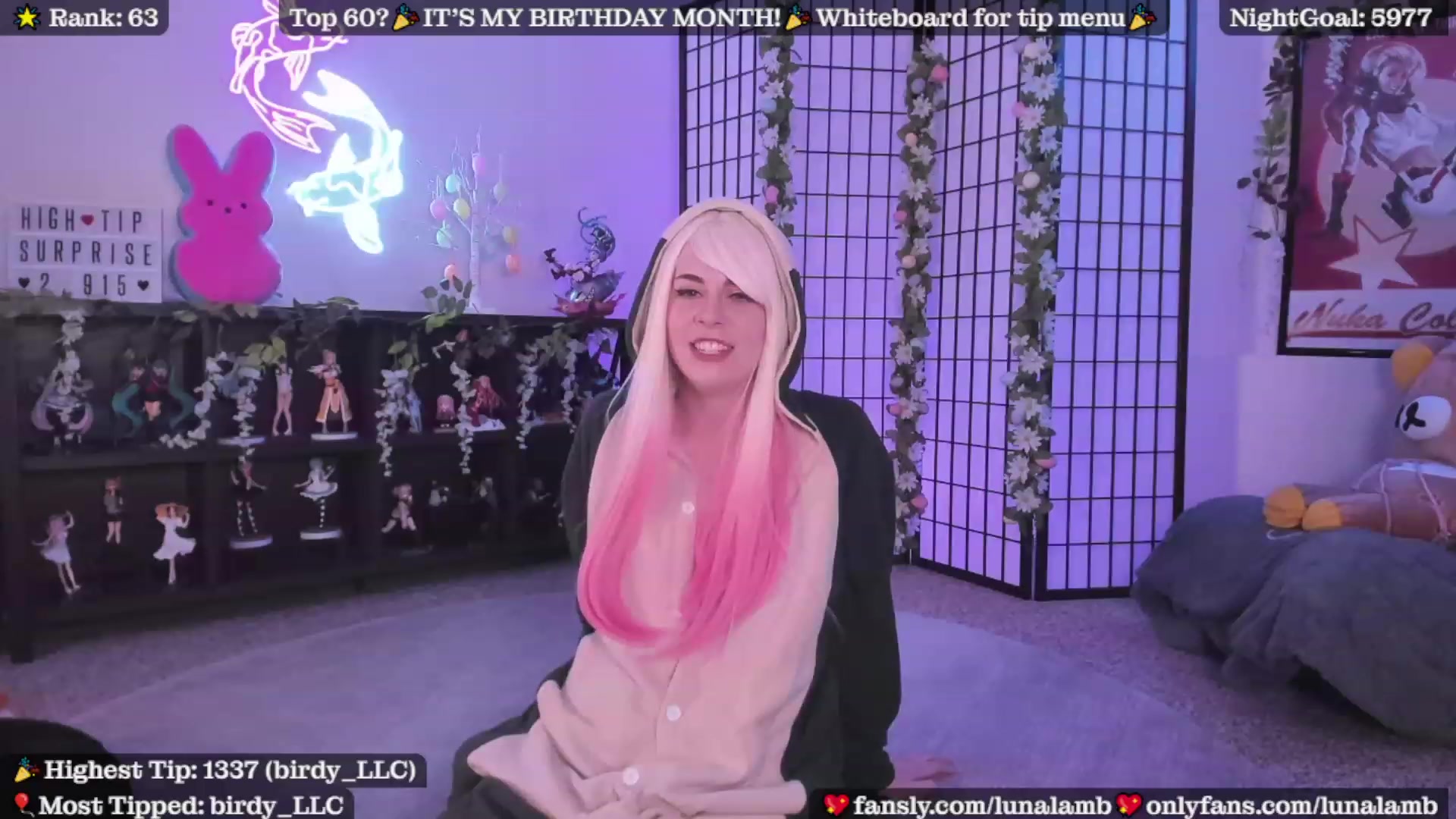 Gallery image thumbnail from LunaLamb's myfreecams stream on, 04/07/2023, 03:53 image 17 of 20