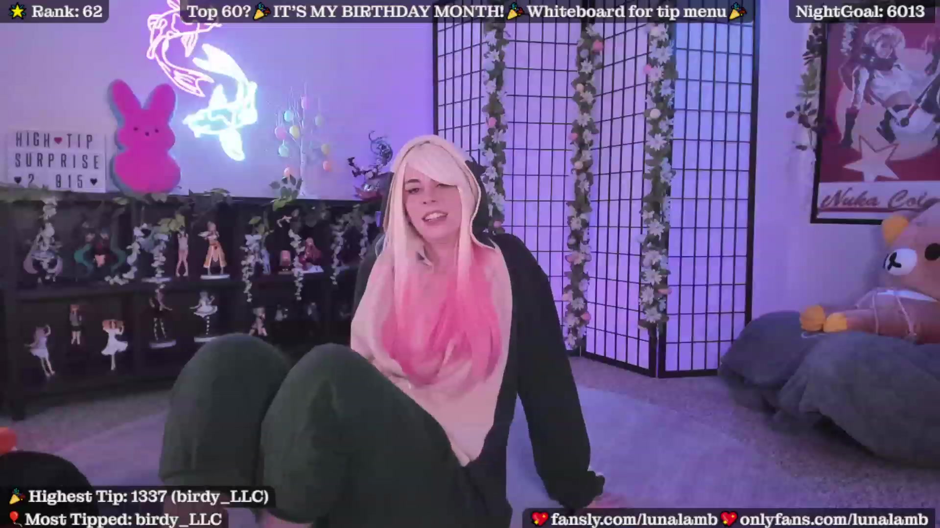 Gallery image thumbnail from LunaLamb's myfreecams stream on, 04/07/2023, 03:53 image 11 of 20
