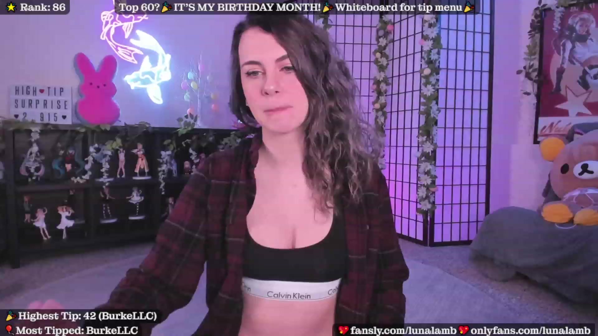 Gallery image thumbnail from LunaLamb's myfreecams stream on, 04/08/2023, 04:01 image 1 of 20