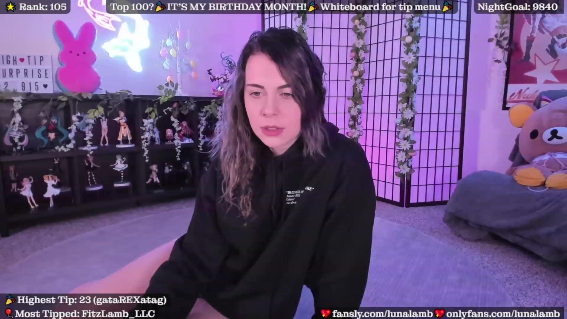 Gallery image thumbnail from LunaLamb's myfreecams stream on, 04/09/2023, 04:22 image 3 of 20