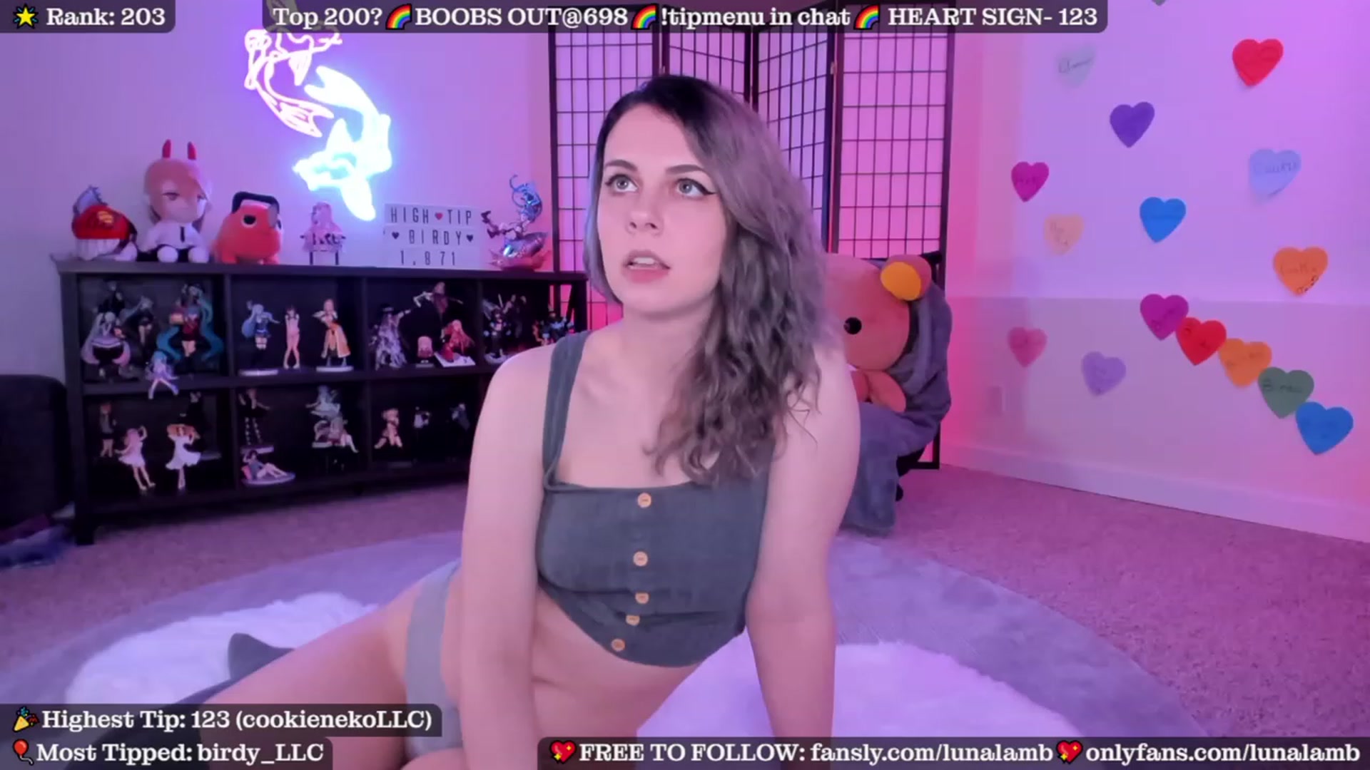 Gallery image thumbnail from LunaLamb's myfreecams stream on, 06/03/2023, 04:19 image 5 of 20
