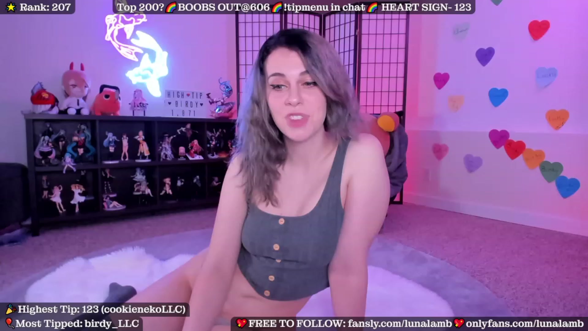 Gallery image thumbnail from LunaLamb's myfreecams stream on, 06/03/2023, 04:19 image 7 of 20