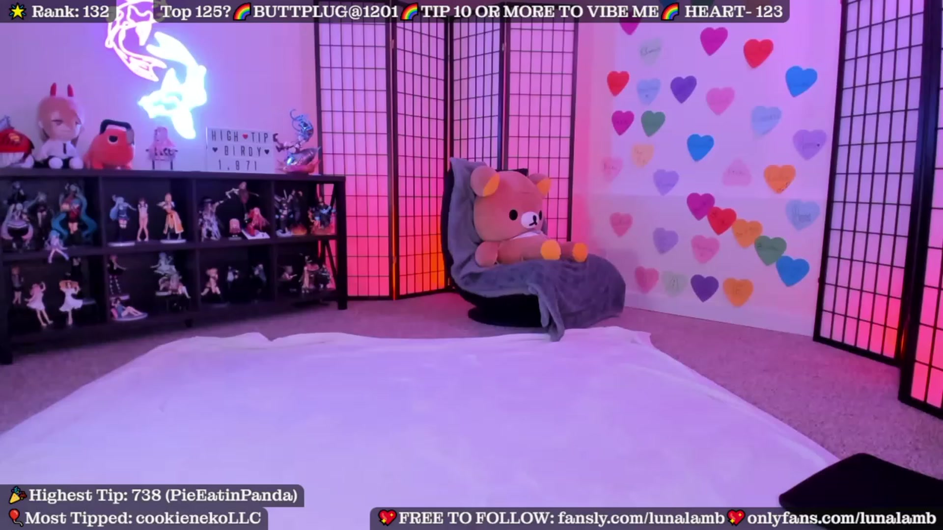 Gallery image thumbnail from LunaLamb's myfreecams stream on, 06/04/2023, 04:03 image 19 of 20