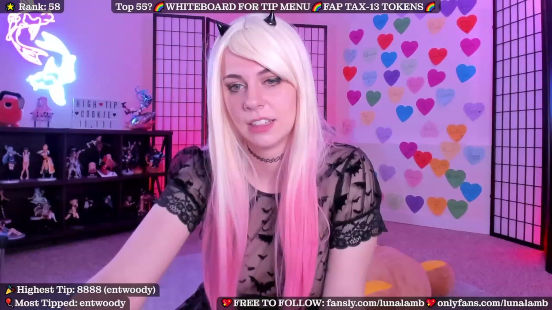 Gallery image thumbnail from LunaLamb's myfreecams stream on, 06/10/2023, 03:57 image 20 of 20