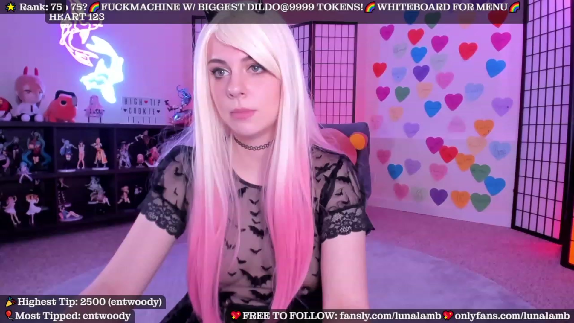 Gallery image thumbnail from LunaLamb's myfreecams stream on, 06/10/2023, 03:57 image 7 of 20