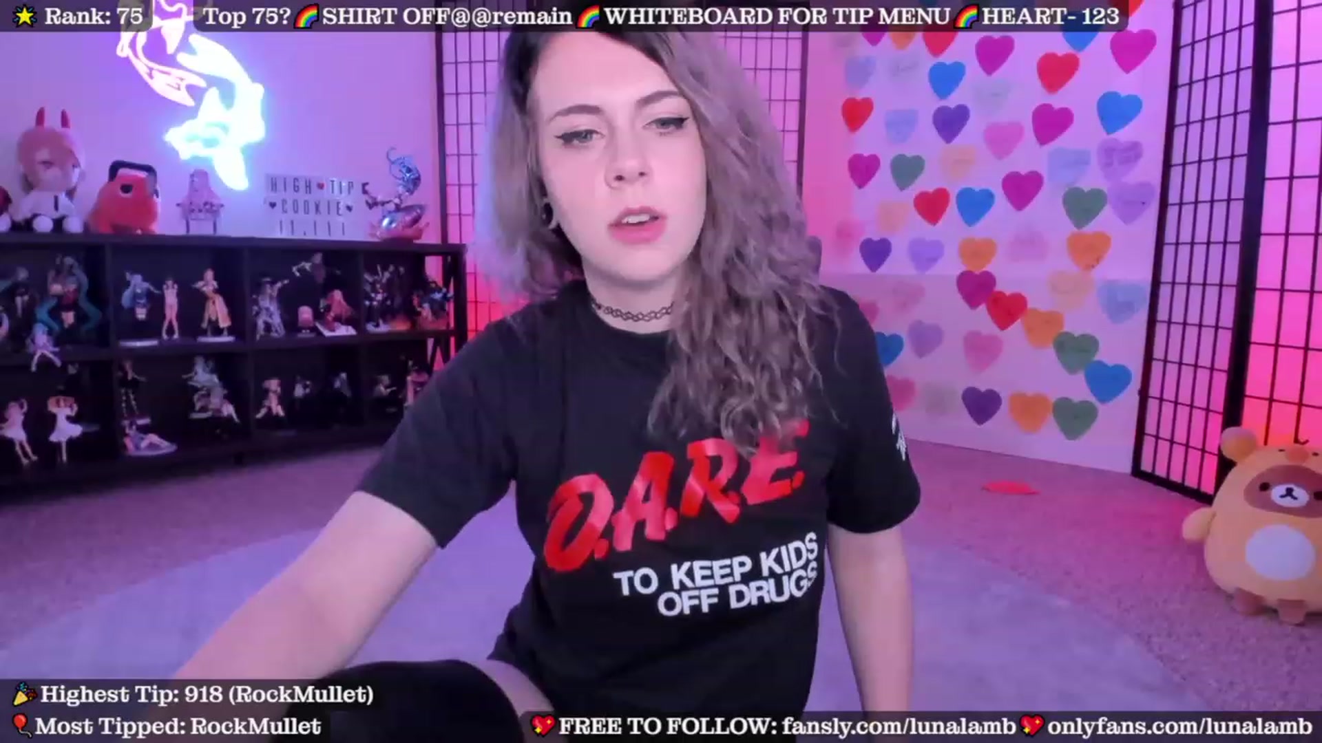 Gallery image thumbnail from LunaLamb's myfreecams stream on, 06/26/2023, 02:42 image 6 of 20