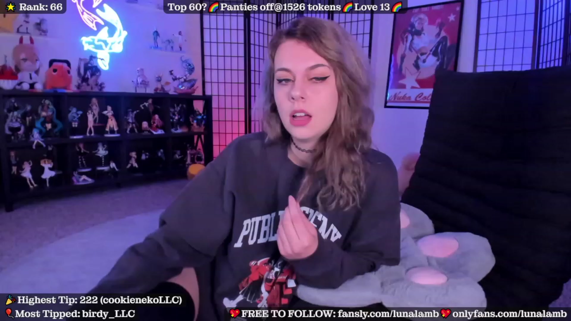Gallery image thumbnail from LunaLamb's myfreecams stream on, 09/19/2023, 07:12 image 19 of 20