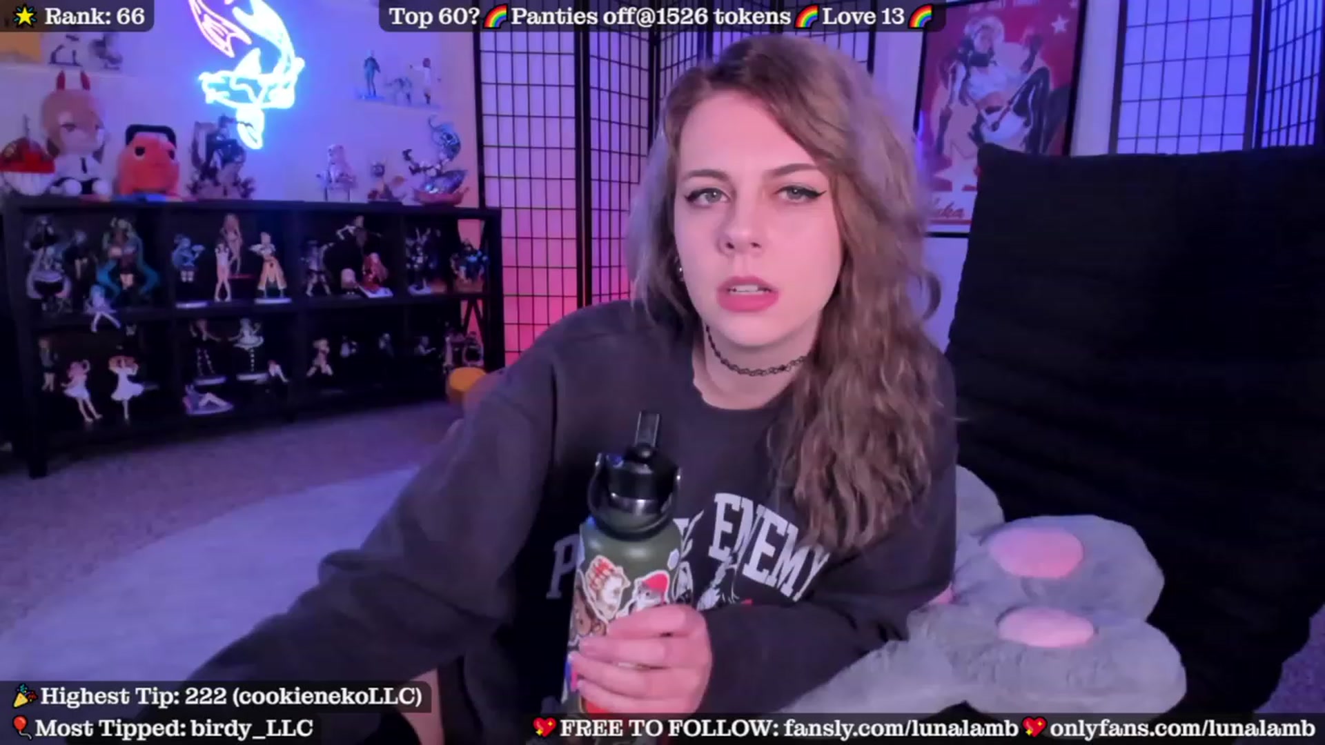 Gallery image thumbnail from LunaLamb's myfreecams stream on, 09/19/2023, 07:12 image 16 of 20