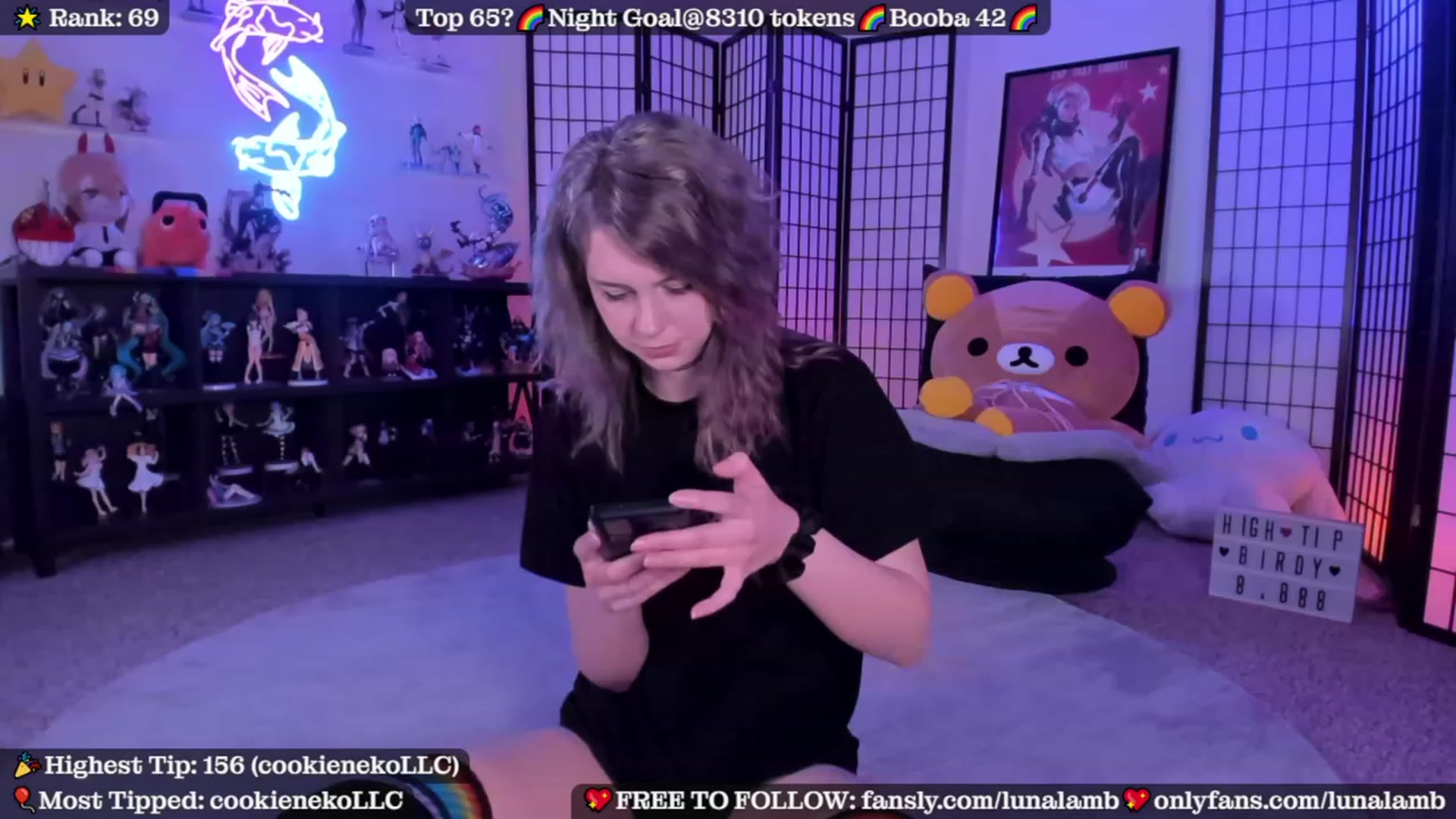 Gallery image thumbnail from LunaLamb's myfreecams stream on, 09/26/2023, 03:25 image 17 of 20