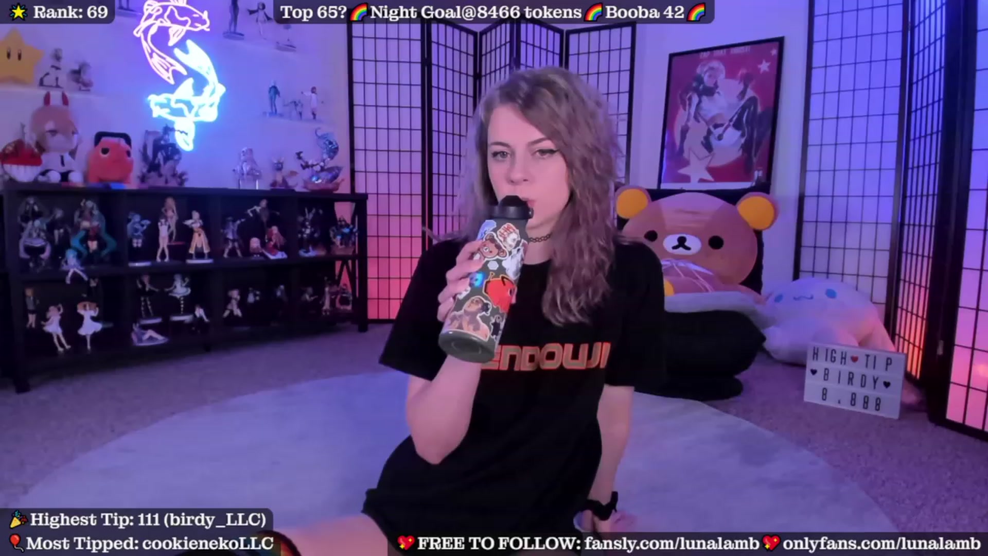 Gallery image thumbnail from LunaLamb's myfreecams stream on, 09/26/2023, 03:25 image 16 of 20