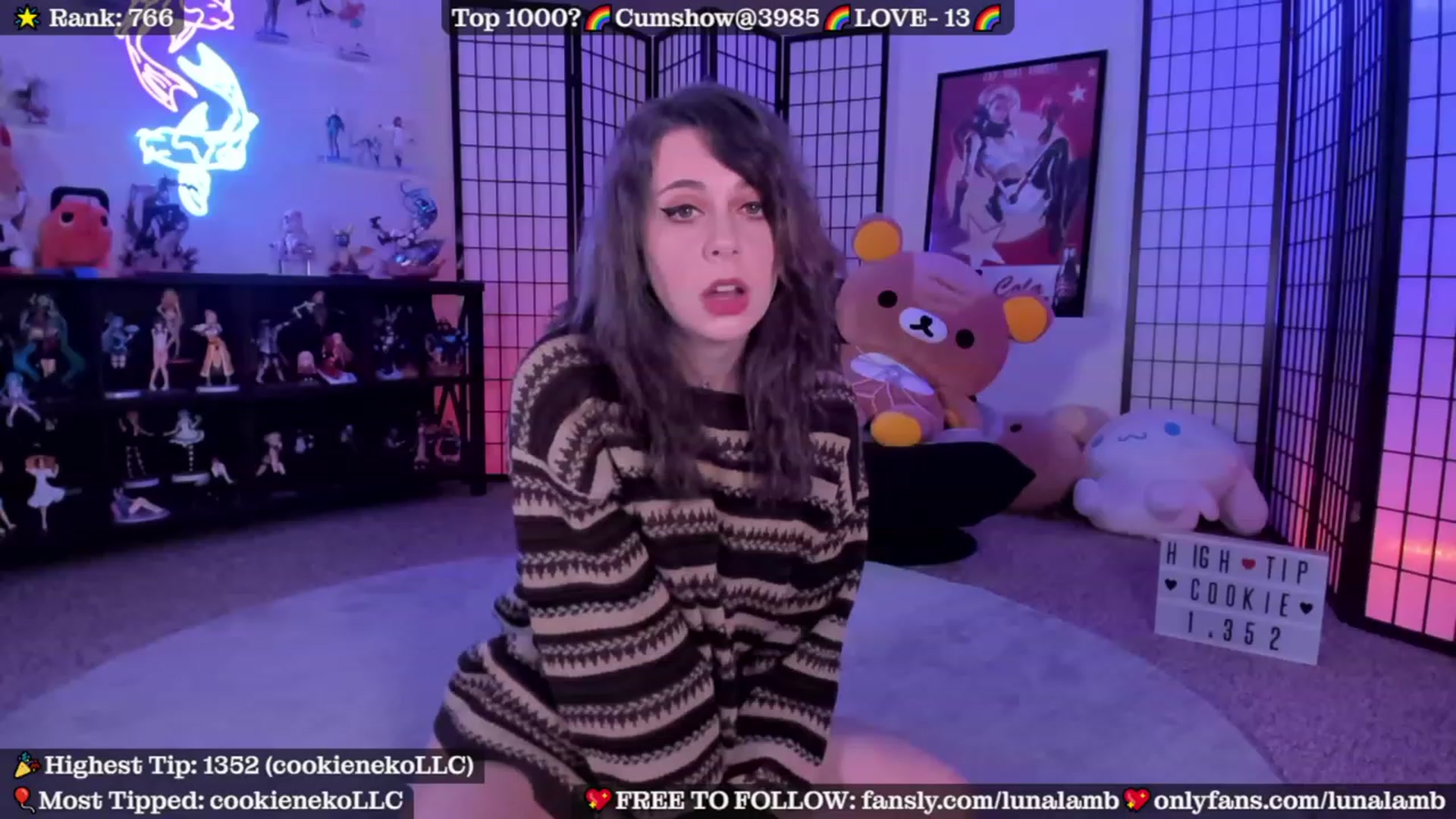 Gallery image thumbnail from LunaLamb's myfreecams stream on, 10/03/2023, 04:09 image 10 of 20