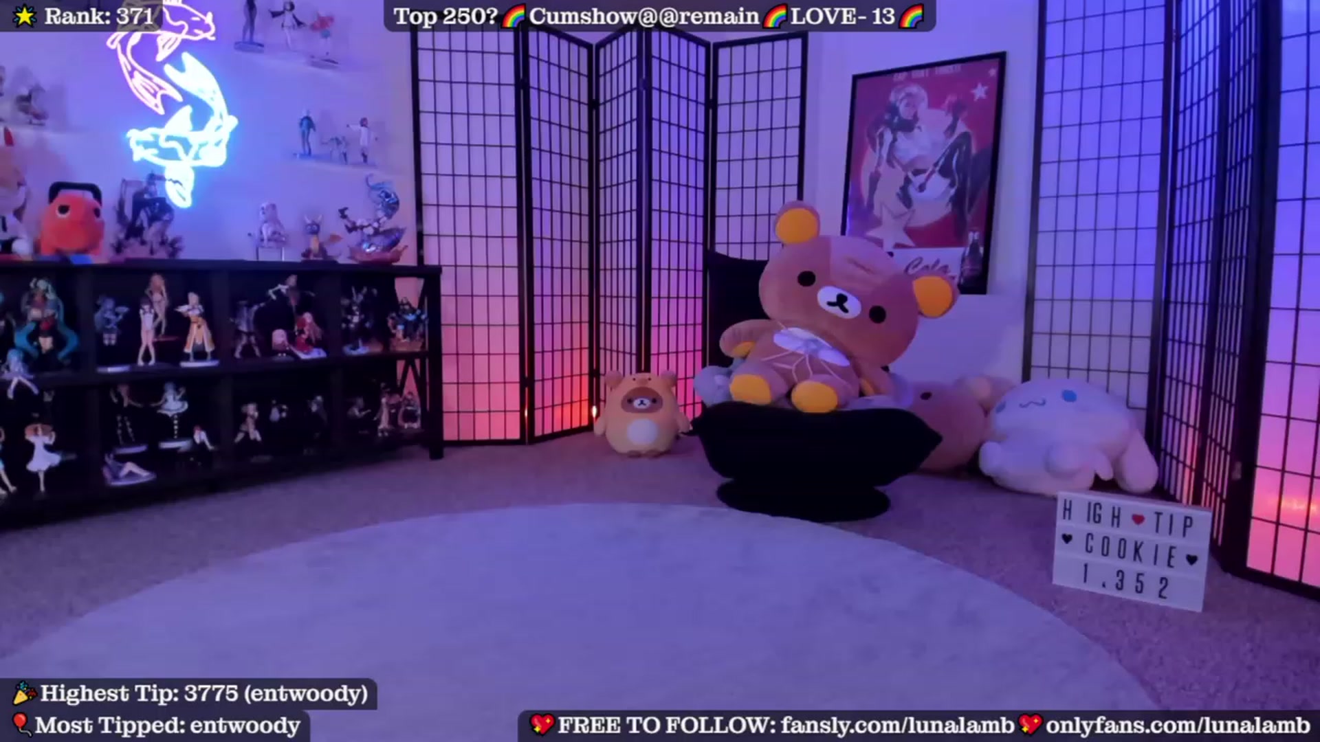 Gallery image thumbnail from LunaLamb's myfreecams stream on, 10/03/2023, 04:09 image 18 of 20