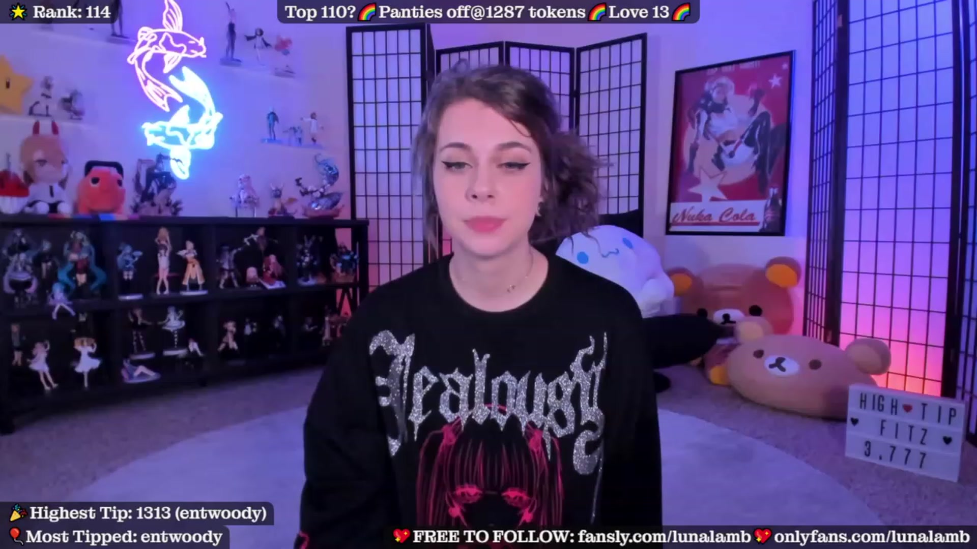Gallery image thumbnail from LunaLamb's myfreecams stream on, 10/15/2023, 02:54 image 20 of 20
