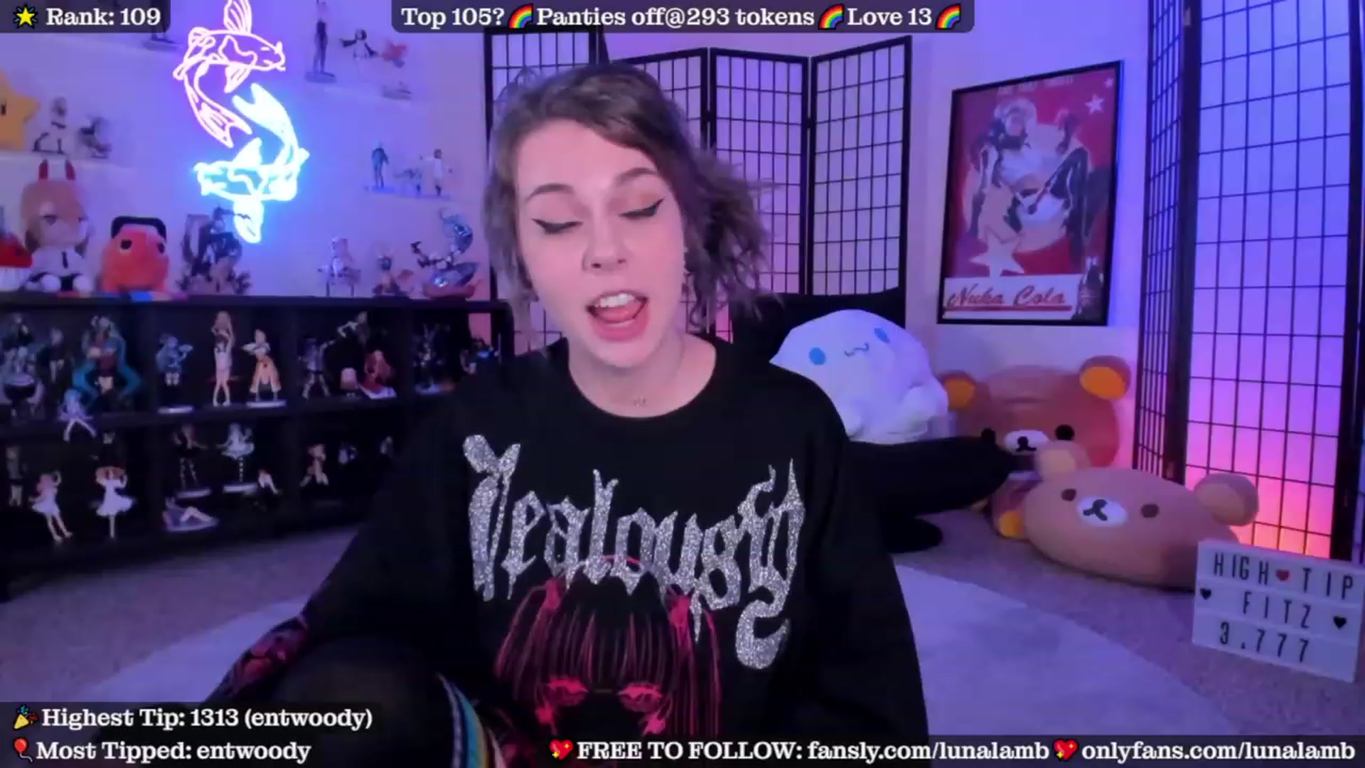 Gallery image thumbnail from LunaLamb's myfreecams stream on, 10/15/2023, 04:00 image 7 of 20