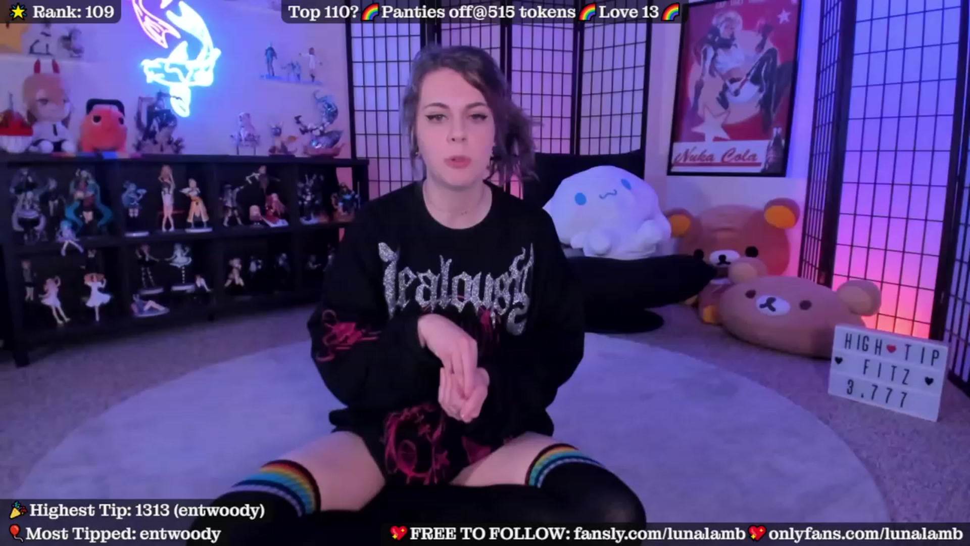 Gallery image thumbnail from LunaLamb's myfreecams stream on, 10/15/2023, 04:00 image 5 of 20