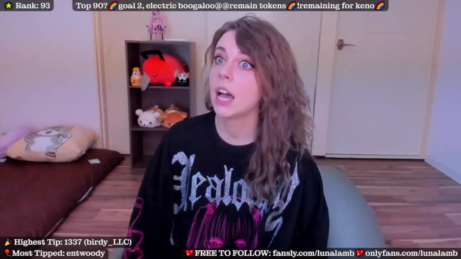 Gallery image thumbnail from LunaLamb's myfreecams stream on, 10/22/2023, 04:28 image 15 of 20