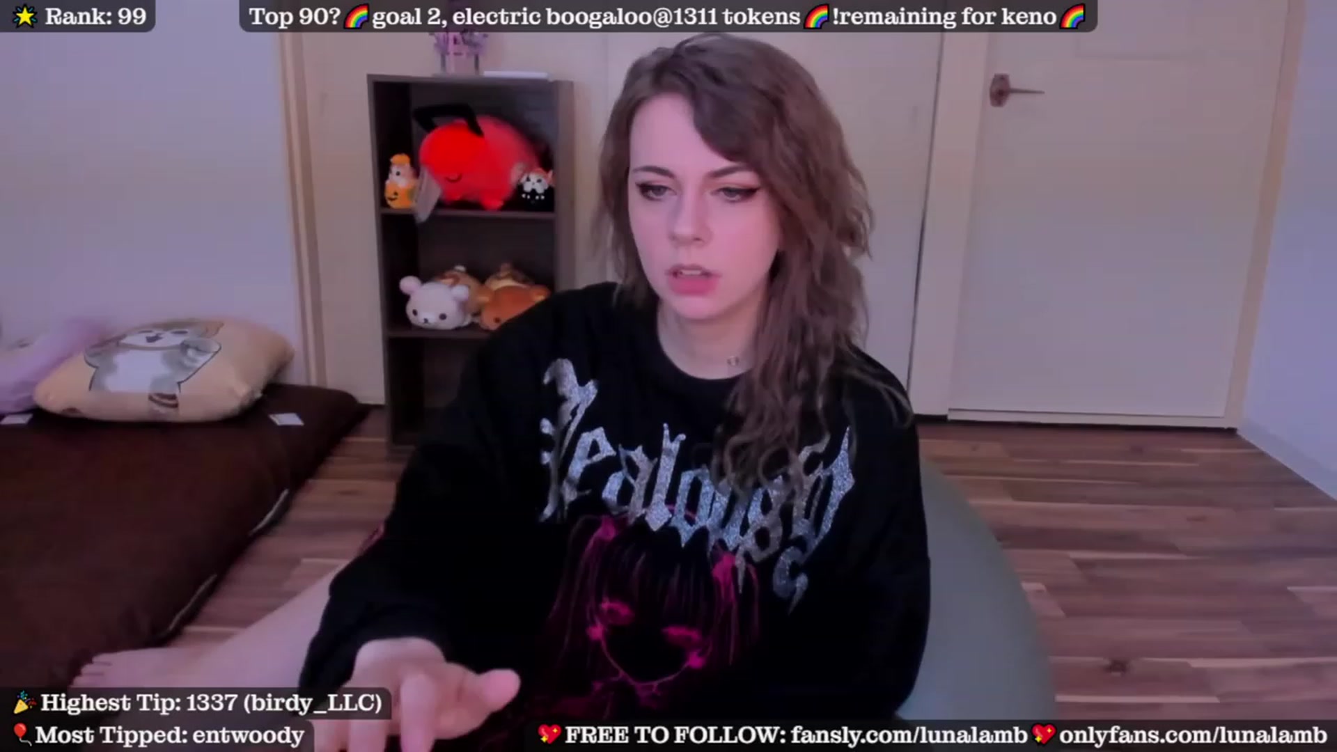 Gallery image thumbnail from LunaLamb's myfreecams stream on, 10/22/2023, 04:28 image 10 of 20