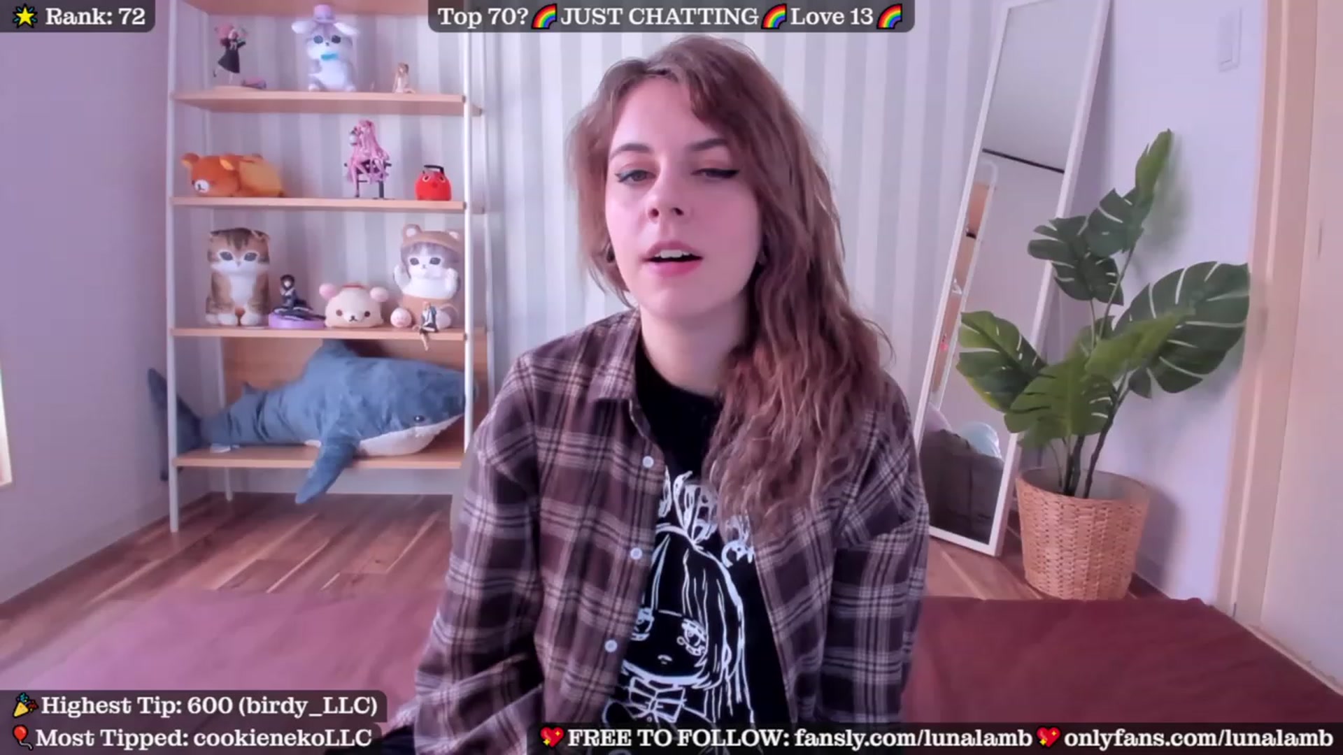 Gallery image thumbnail from LunaLamb's myfreecams stream on, 11/07/2023, 05:04 image 9 of 20