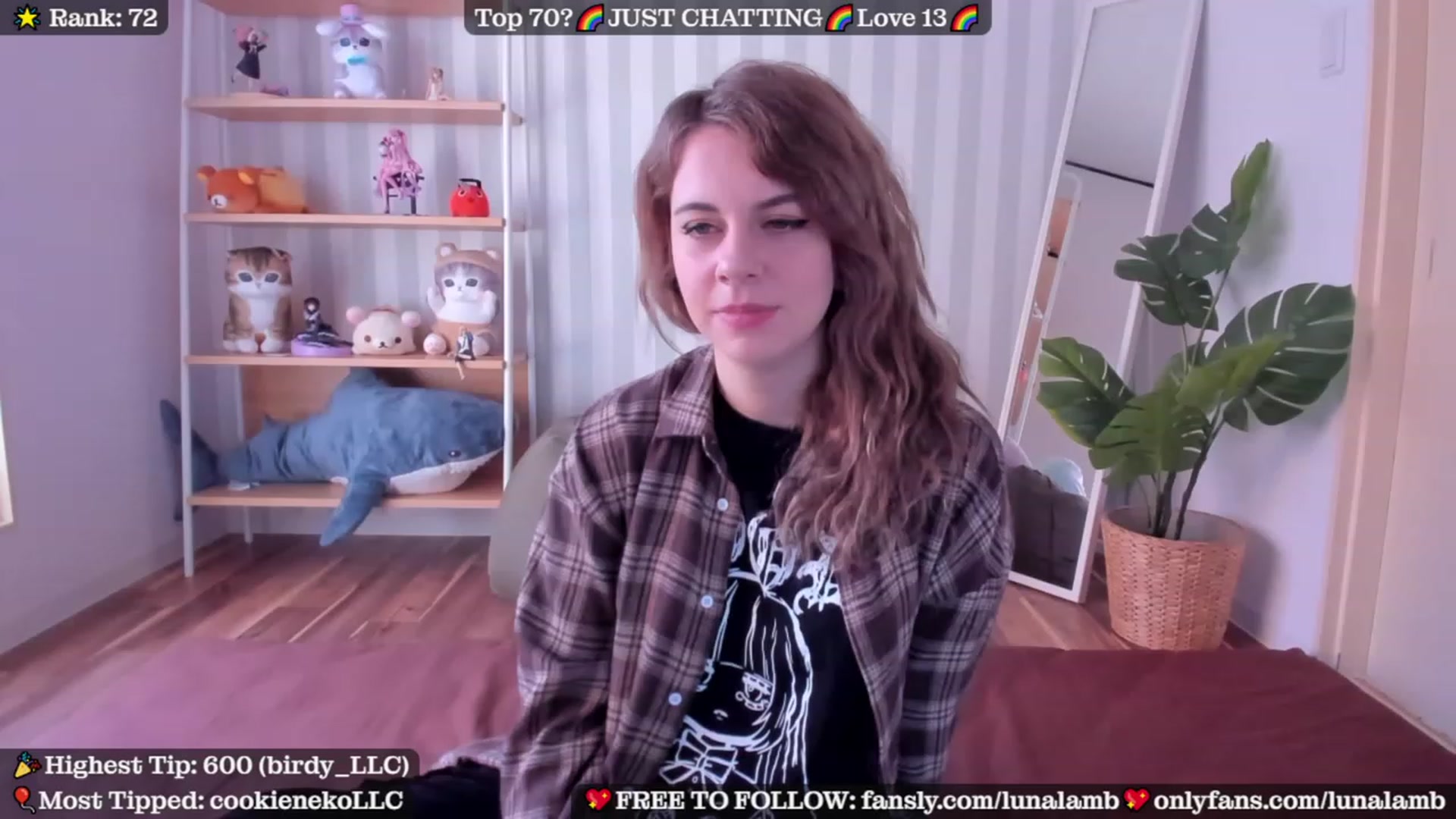 Gallery image thumbnail from LunaLamb's myfreecams stream on, 11/07/2023, 05:04 image 10 of 20