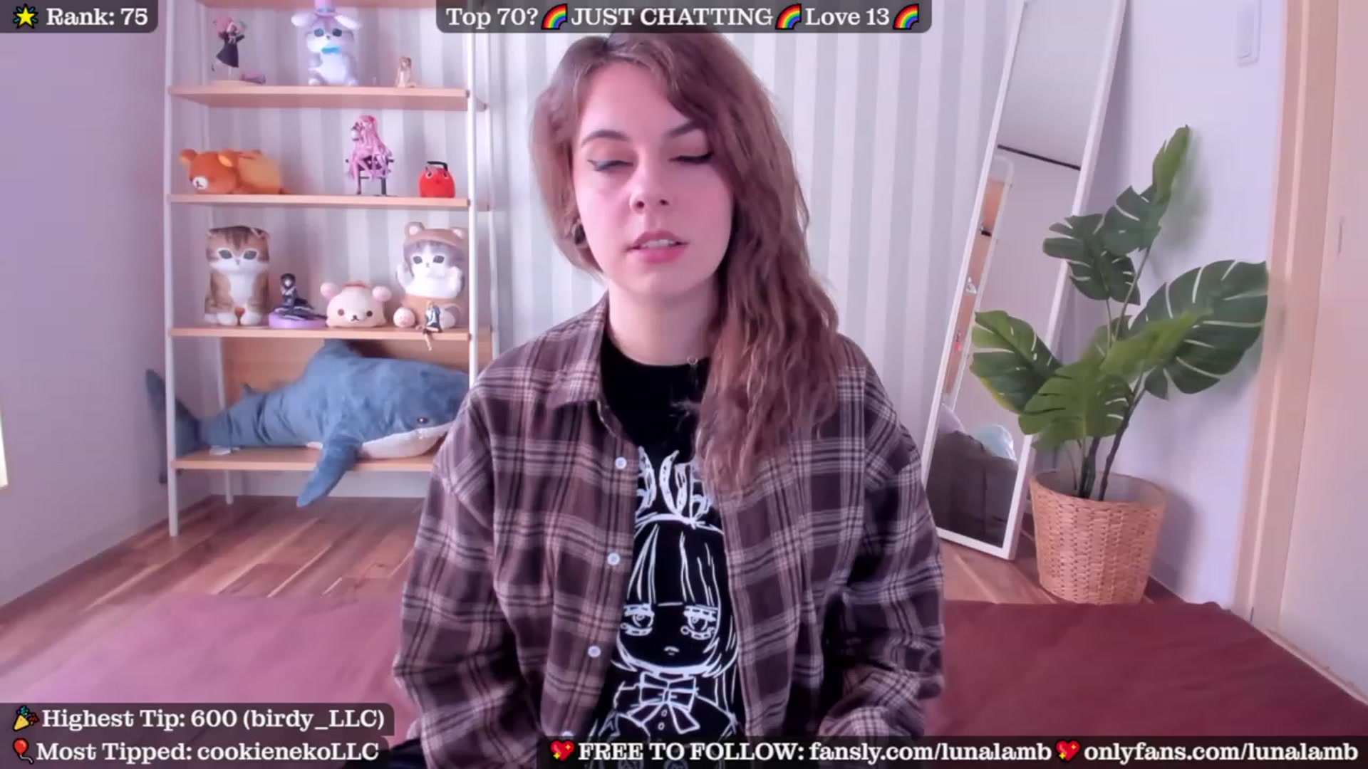 Gallery image thumbnail from LunaLamb's myfreecams stream on, 11/07/2023, 05:04 image 6 of 20