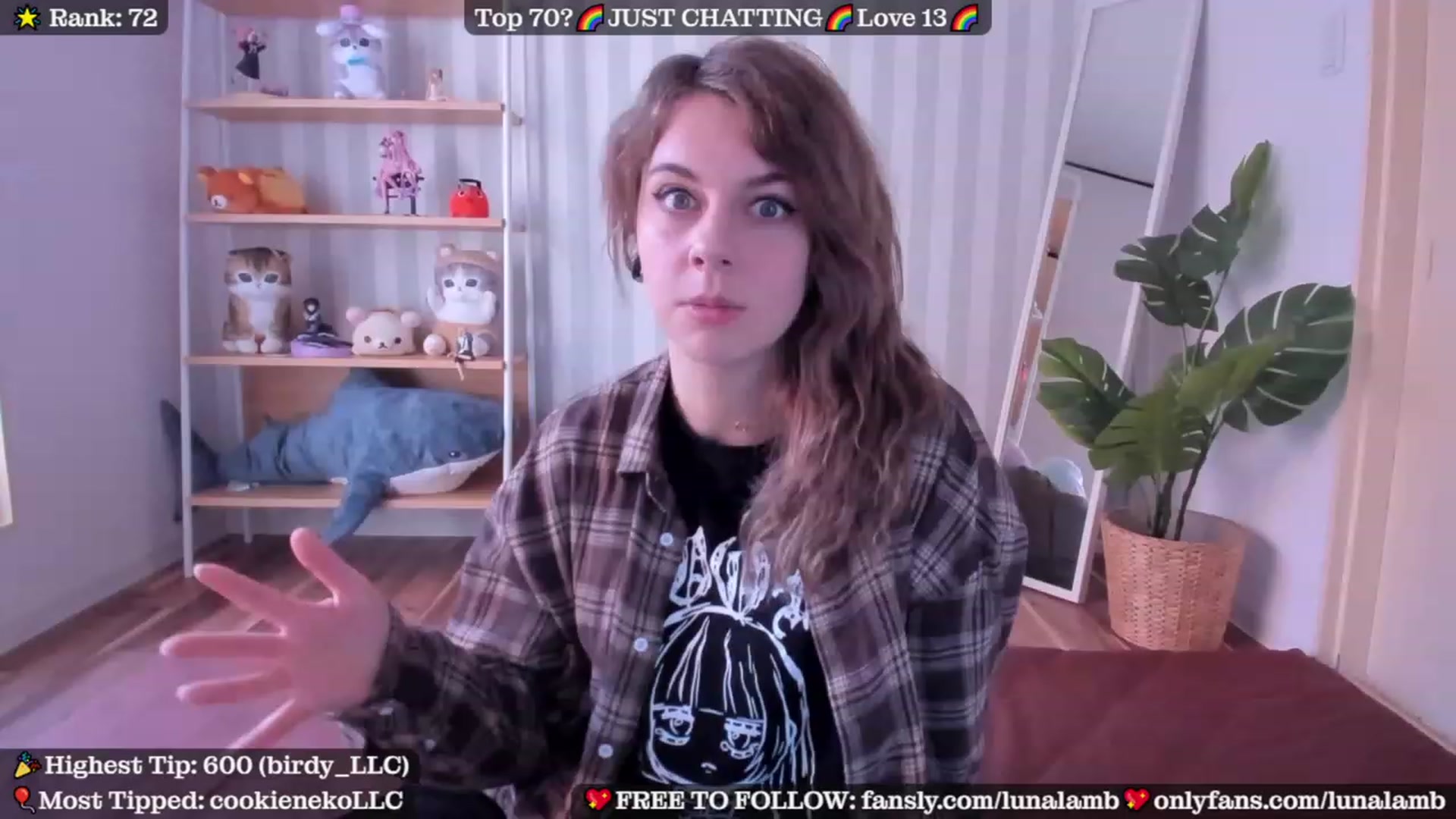 Gallery image thumbnail from LunaLamb's myfreecams stream on, 11/07/2023, 05:04 image 15 of 20