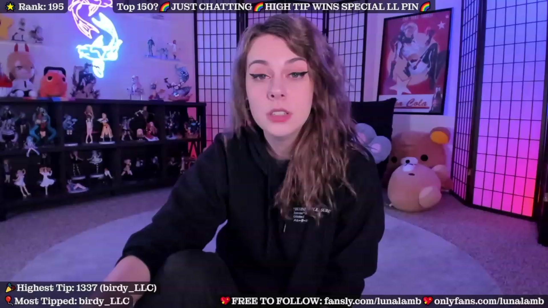 Gallery image thumbnail from LunaLamb's myfreecams stream on, 11/18/2023, 05:49 image 4 of 20