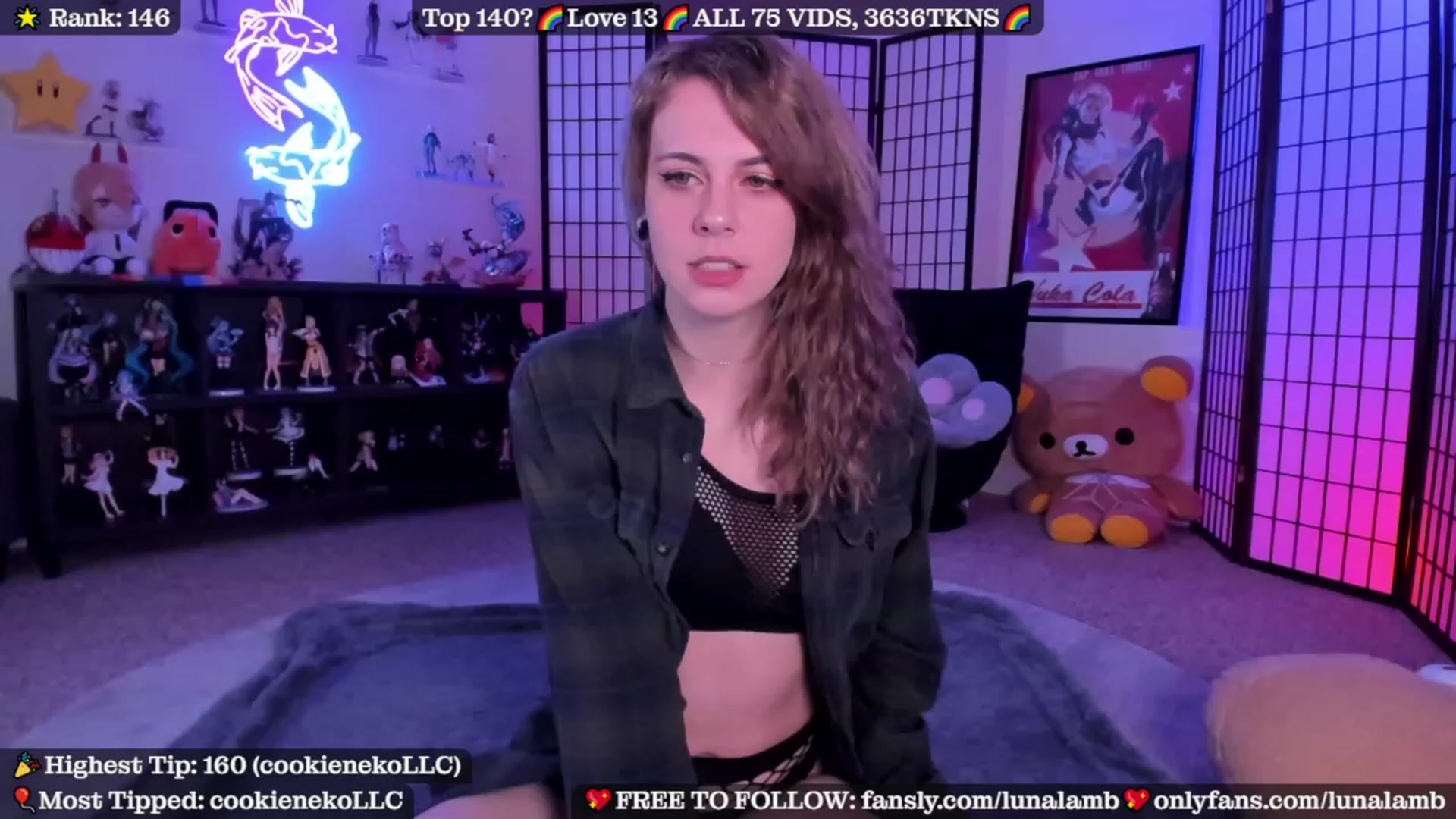 Gallery image thumbnail from LunaLamb's myfreecams stream on, 11/23/2023, 04:00 image 2 of 20