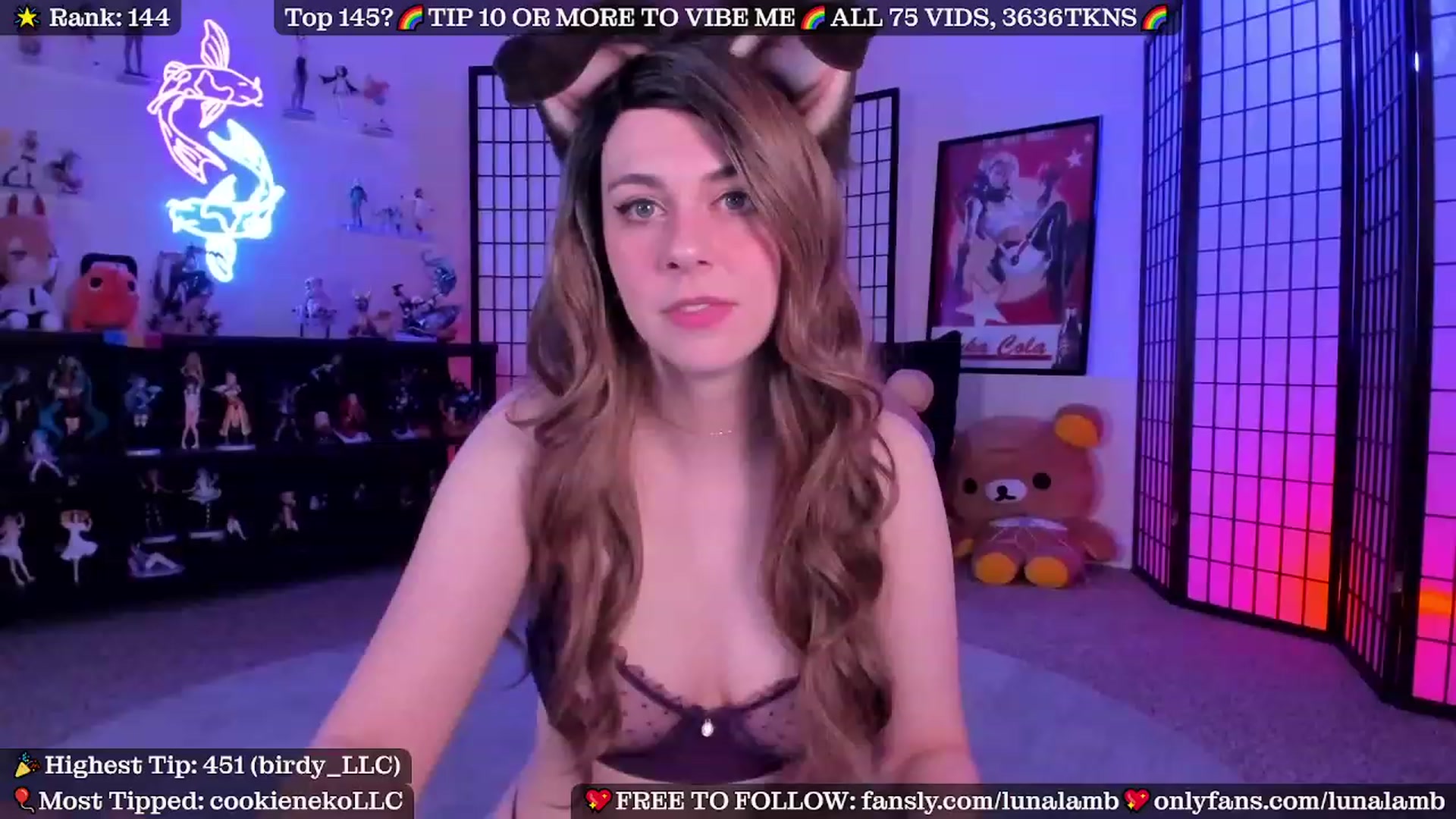 Gallery image thumbnail from LunaLamb's myfreecams stream on, 11/26/2023, 05:52 image 2 of 20