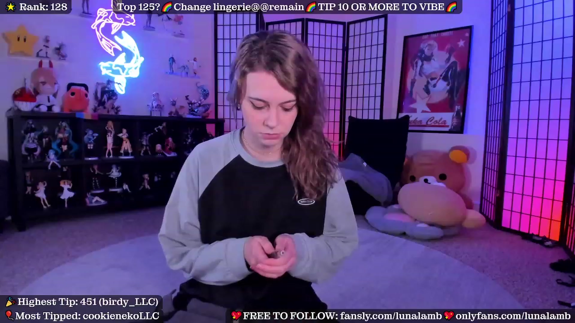 Gallery image thumbnail from LunaLamb's myfreecams stream on, 11/28/2023, 06:03 image 19 of 20