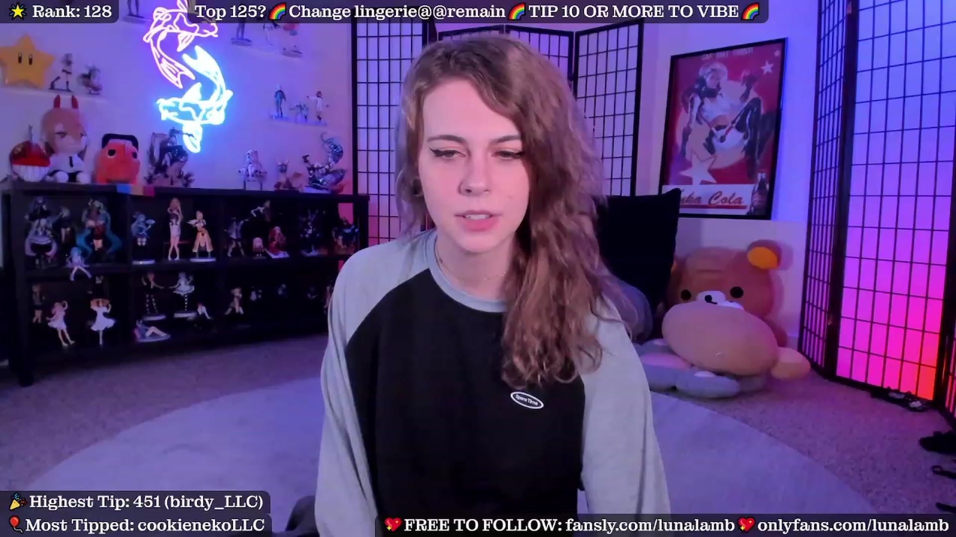 Gallery image thumbnail from LunaLamb's myfreecams stream on, 11/28/2023, 06:03 image 20 of 20