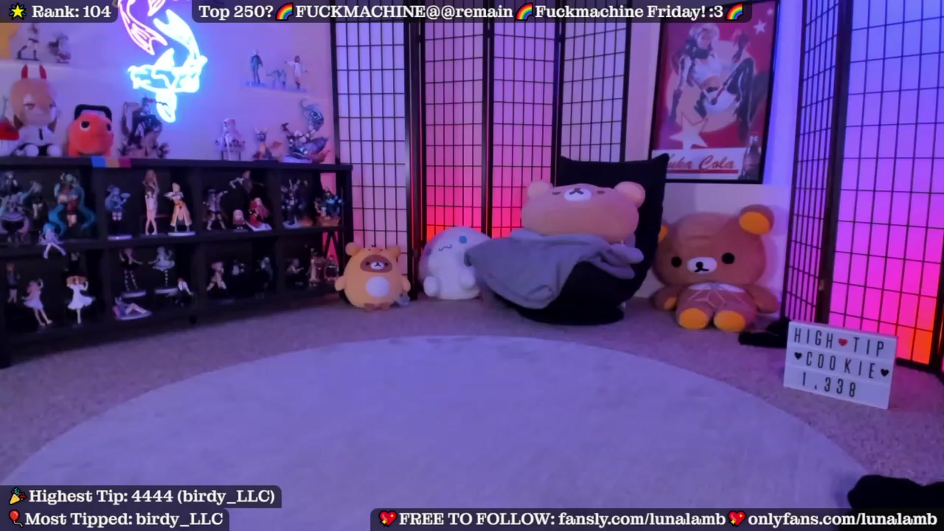 Gallery image thumbnail from LunaLamb's myfreecams stream on, 12/02/2023, 06:43 image 15 of 20