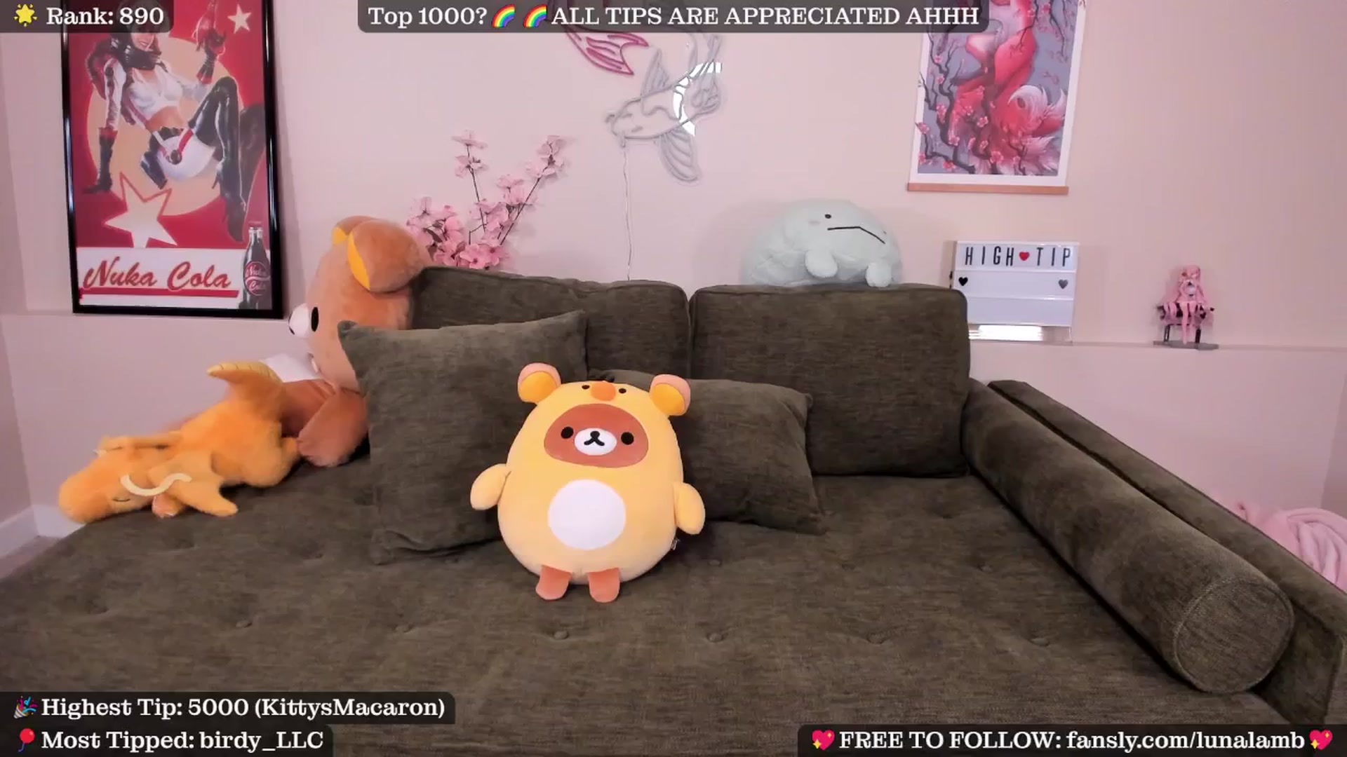 Gallery image thumbnail from LunaLamb's myfreecams stream on, 05/15/2025, 05:37 image 17 of 20