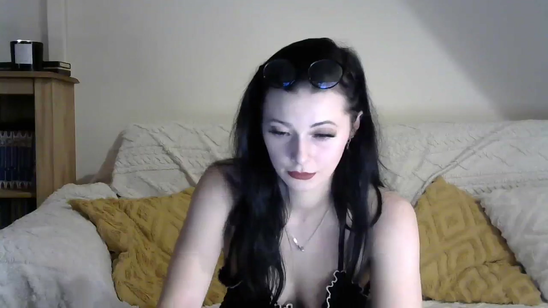Gallery image thumbnail from LunaLillyx's myfreecams stream on, 09/23/2023, 19:06 image 19 of 20