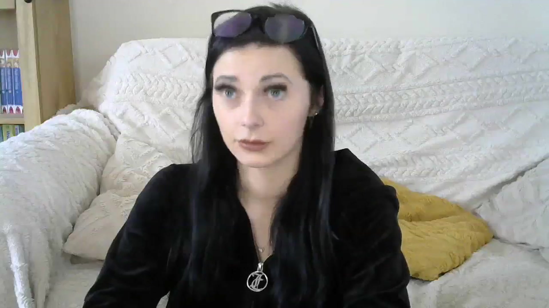 Gallery image thumbnail from LunaLillyx's myfreecams stream on, 09/30/2023, 14:06 image 3 of 20