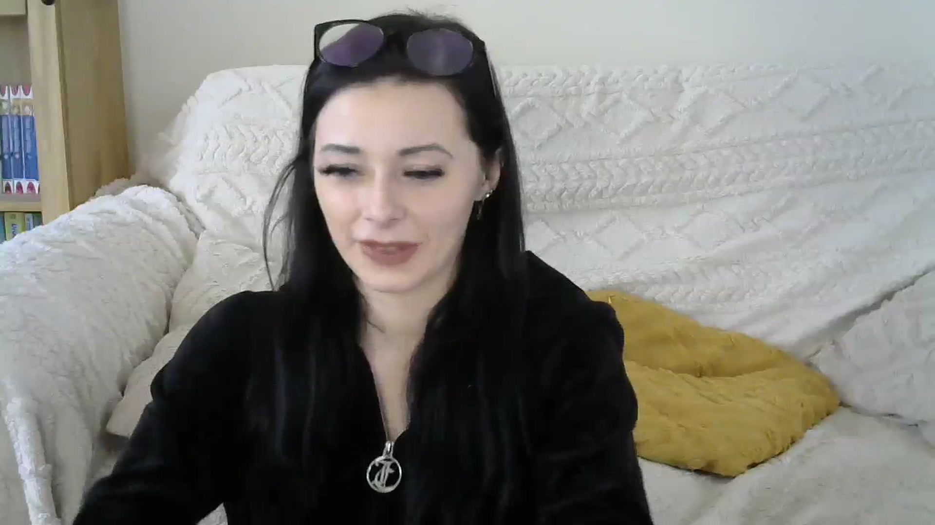 Gallery image thumbnail from LunaLillyx's myfreecams stream on, 09/30/2023, 14:06 image 14 of 20