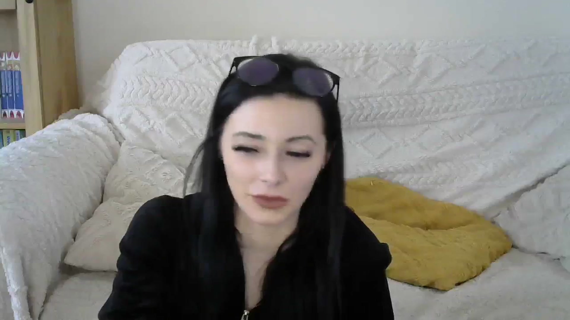 Gallery image thumbnail from LunaLillyx's myfreecams stream on, 09/30/2023, 14:06 image 16 of 20