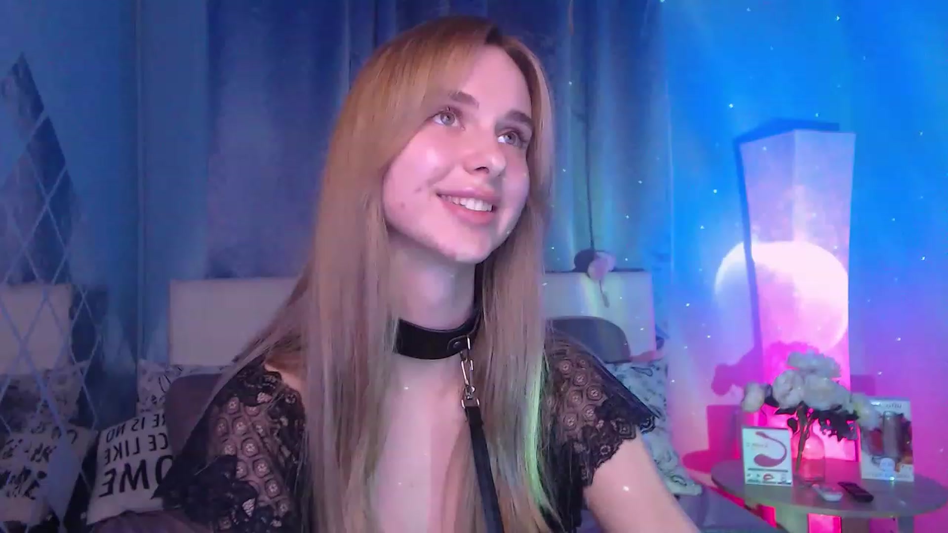 Gallery image thumbnail from LunaLim's myfreecams stream on, 11/25/2022, 15:45 image 20 of 20