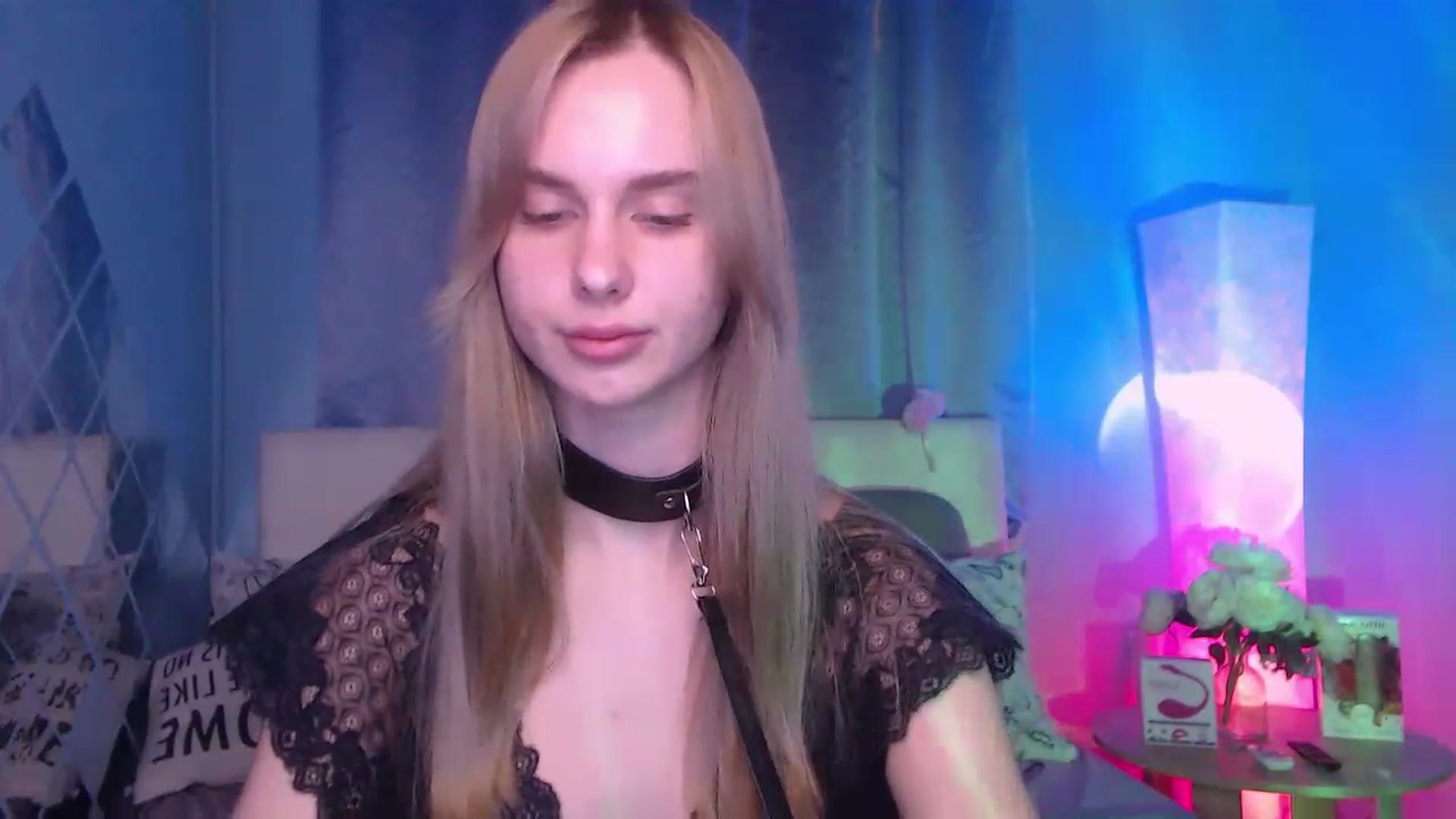 Gallery image thumbnail from LunaLim's myfreecams stream on, 11/25/2022, 15:45 image 19 of 20