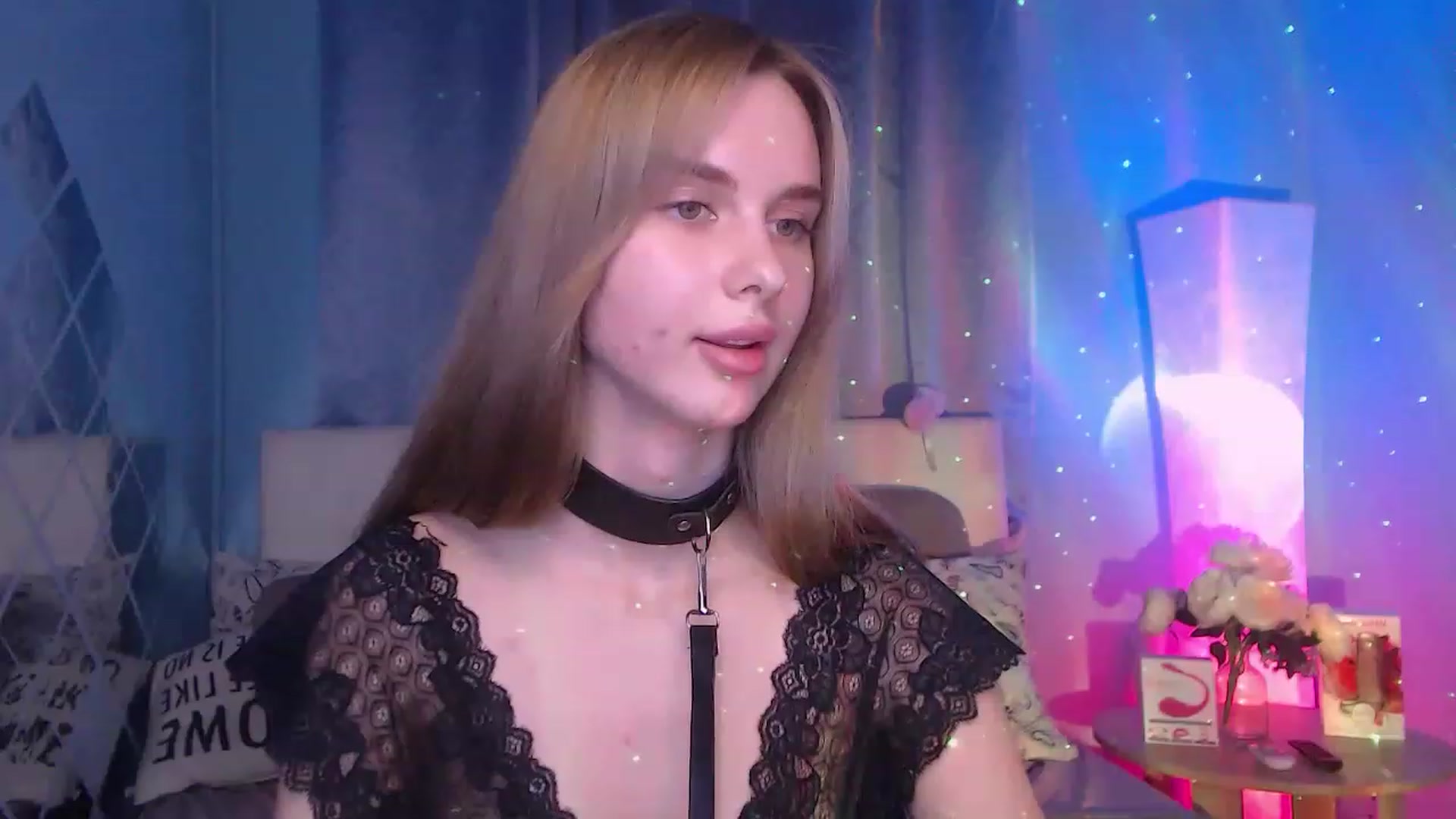 Gallery image thumbnail from LunaLim's myfreecams stream on, 11/25/2022, 15:45 image 17 of 20