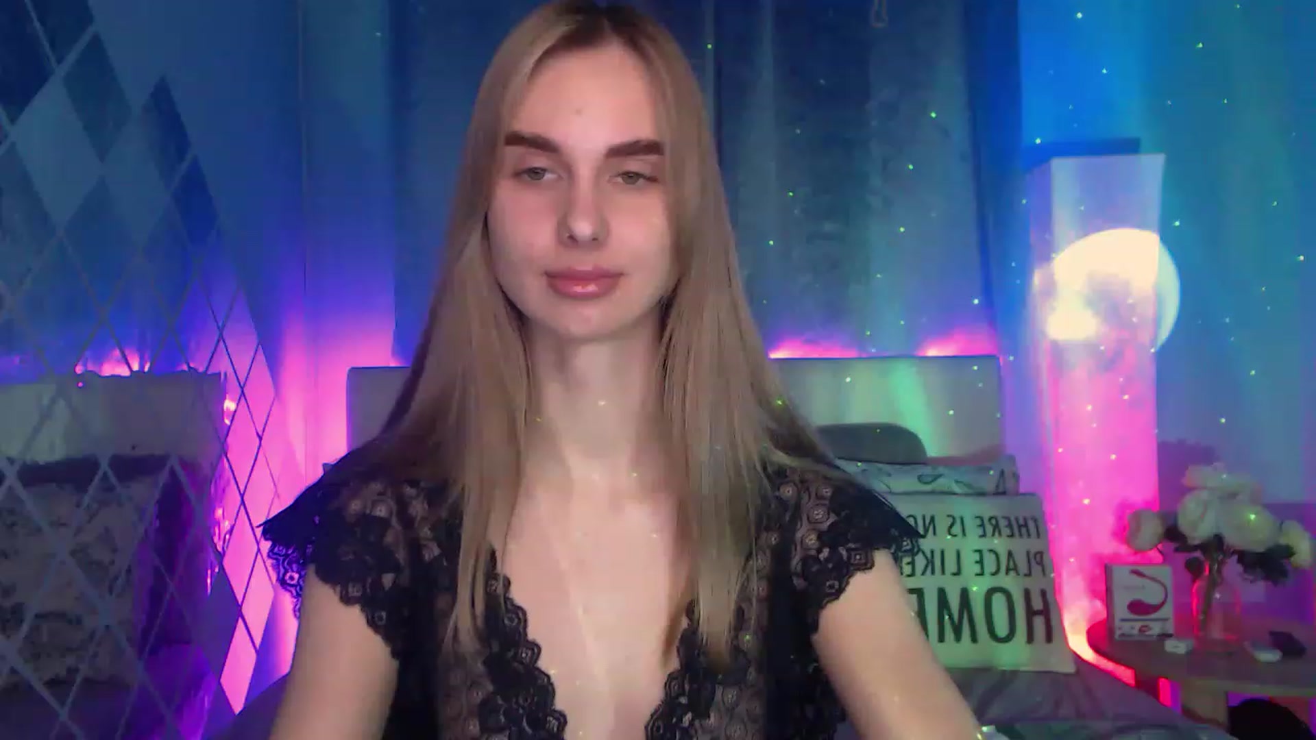 Gallery image thumbnail from LunaLim's myfreecams stream on, 12/01/2022, 15:29 image 3 of 20