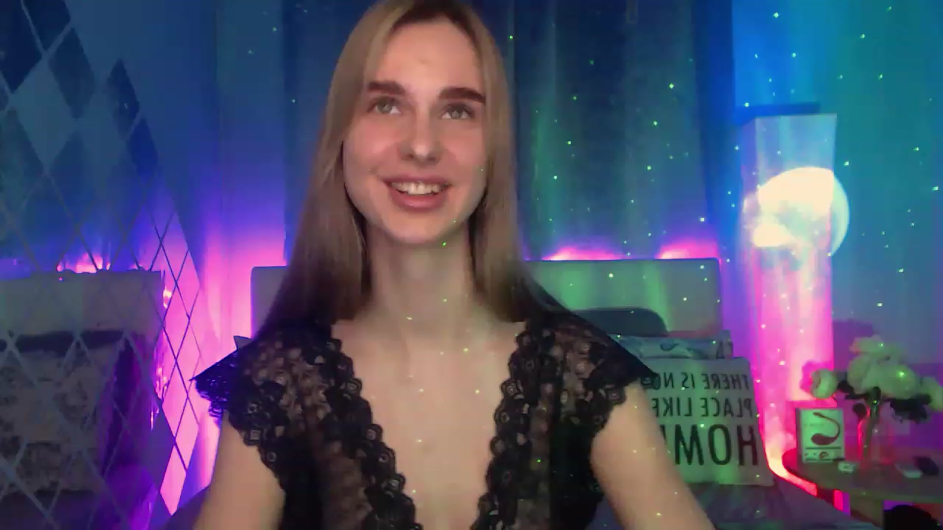 Gallery image thumbnail from LunaLim's myfreecams stream on, 12/01/2022, 15:29 image 17 of 20