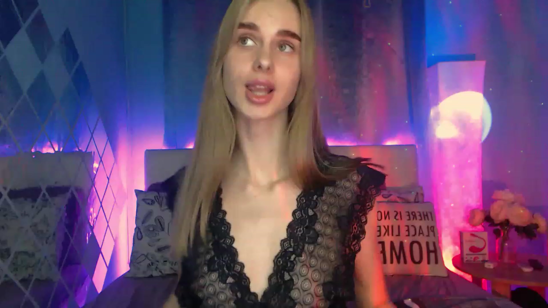 Gallery image thumbnail from LunaLim's myfreecams stream on, 12/01/2022, 15:29 image 5 of 20