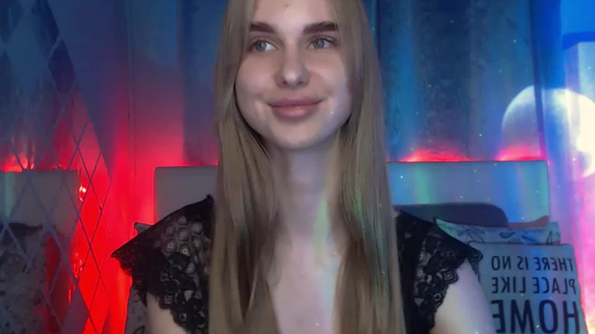 Gallery image thumbnail from LunaLim's myfreecams stream on, 12/01/2022, 19:47 image 20 of 20