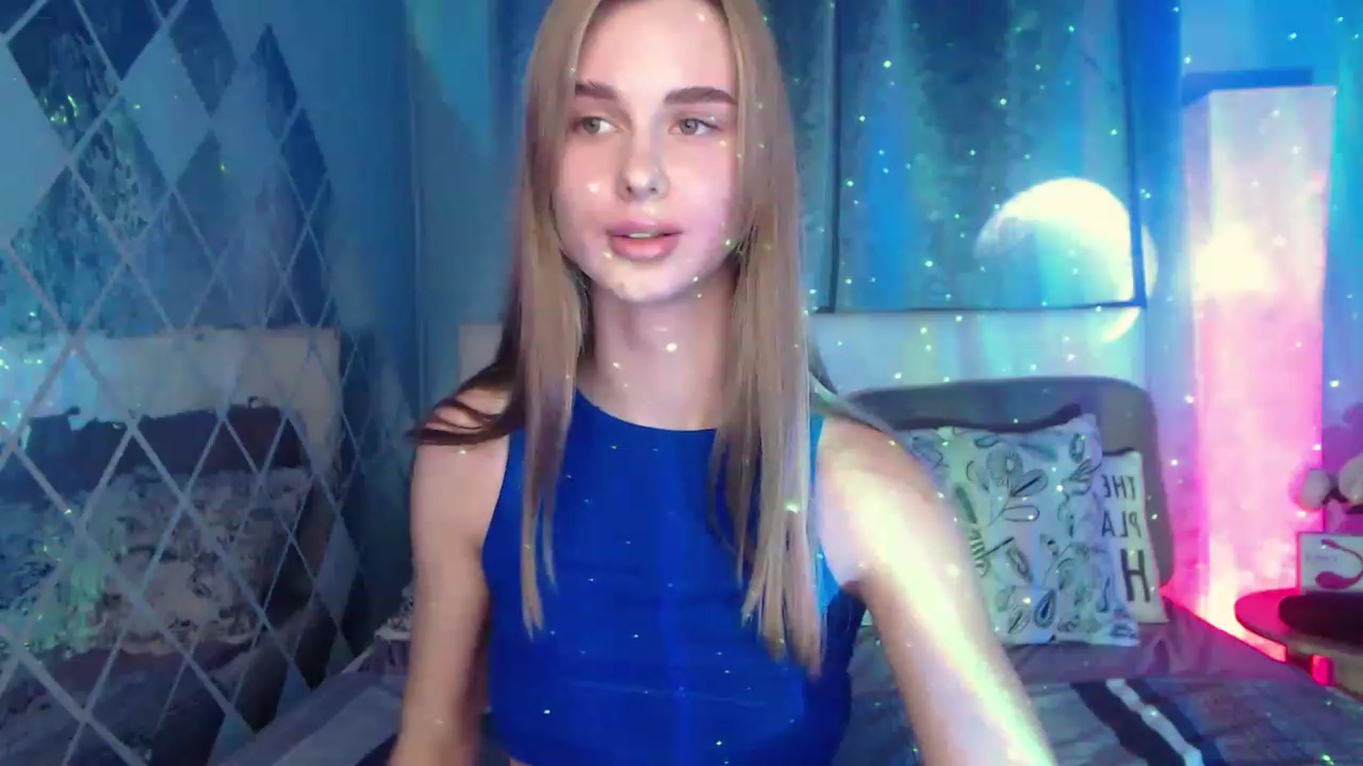 Gallery image thumbnail from LunaLim's myfreecams stream on, 12/05/2022, 17:00 image 10 of 20