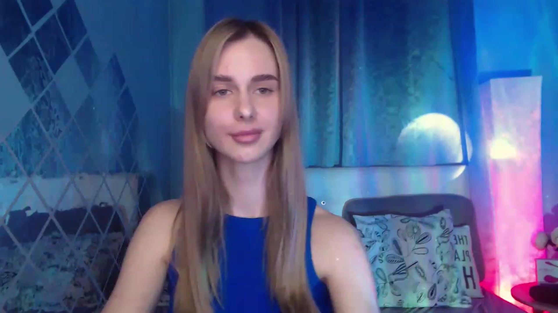 Gallery image thumbnail from LunaLim's myfreecams stream on, 12/05/2022, 17:00 image 4 of 20